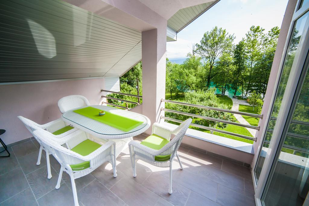 Villa Grace Bihac Luaran gambar